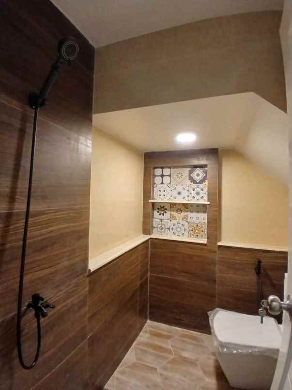 dijual rumah cilodong depok