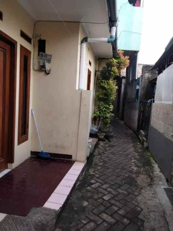dijual rumah cipadu
