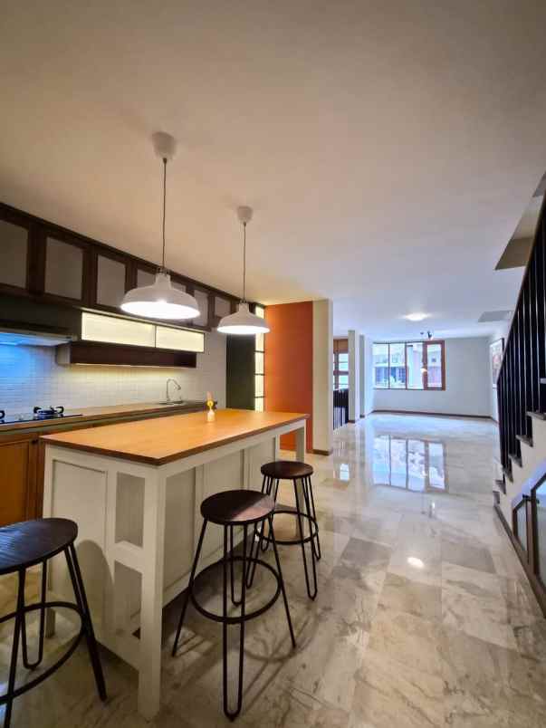 dijual rumah cipinang rawamangun