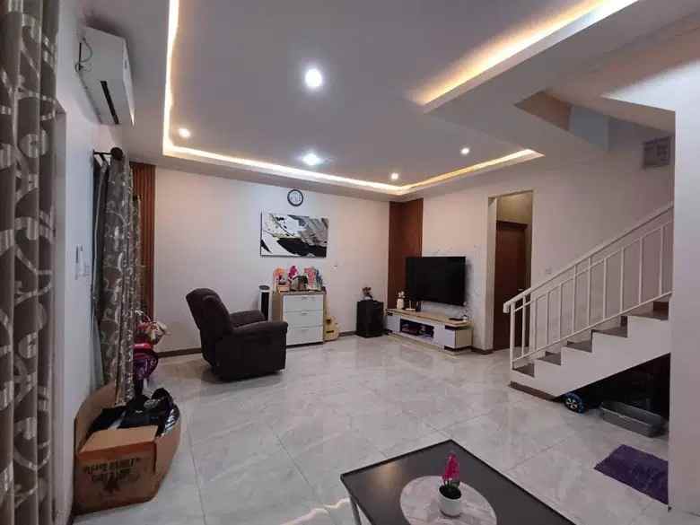 dijual rumah ciputat cipayung
