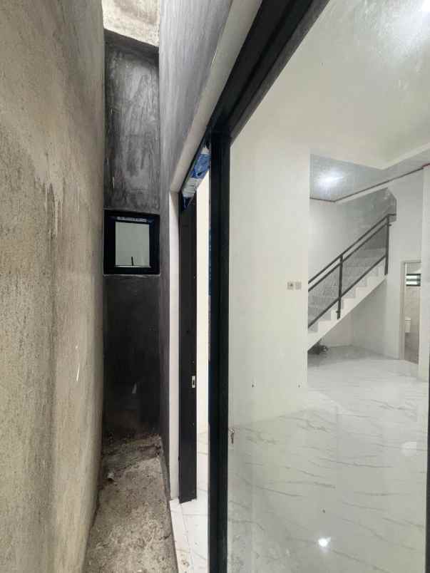 dijual rumah citayam 10 menit stasiun