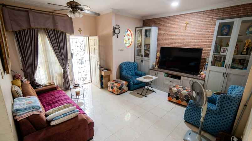 dijual rumah citragran cibubur
