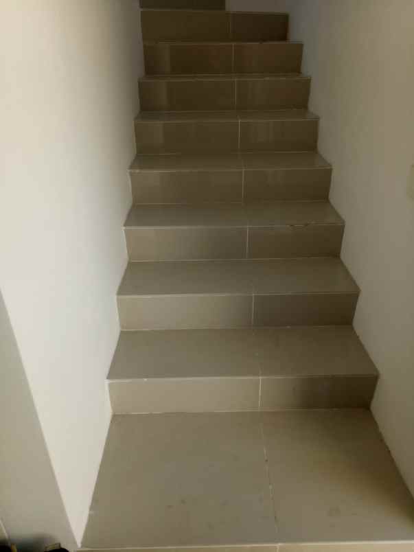 dijual rumah citraland northwest park