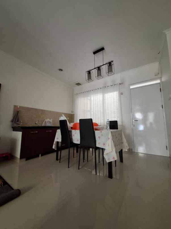 dijual rumah cluster ah nasution