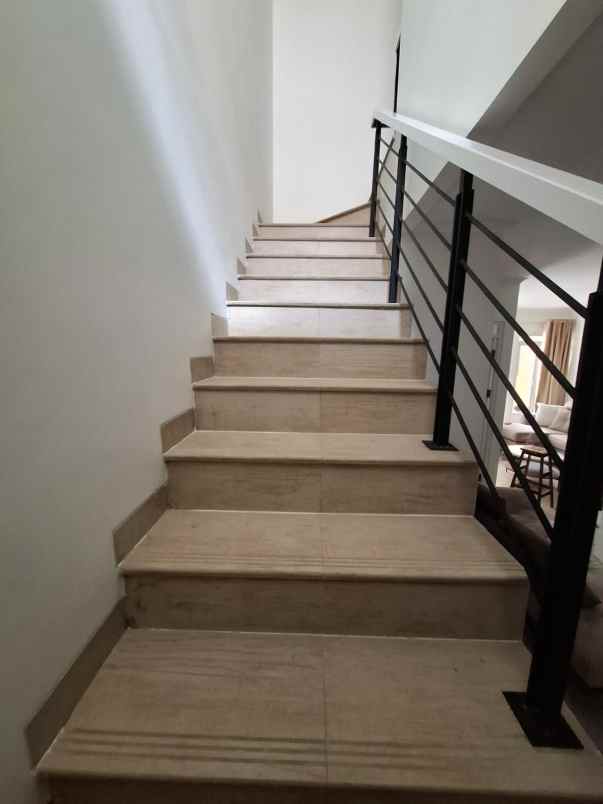 dijual rumah cluster ah nasution