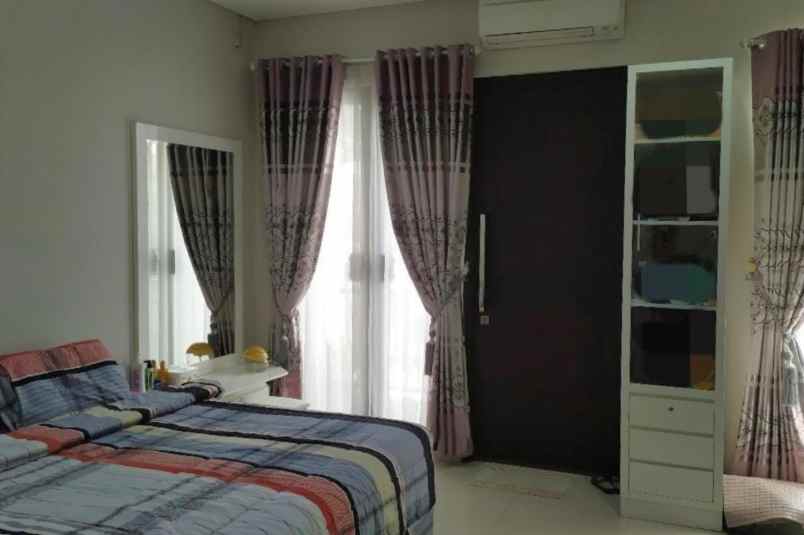dijual rumah cluster asera one south