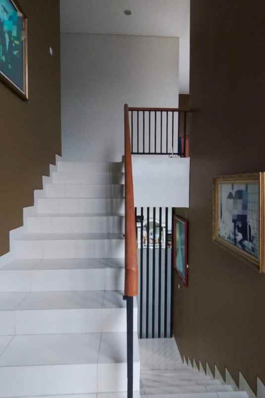 dijual rumah cluster asera one south