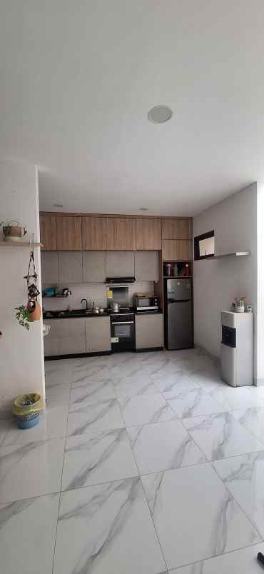 dijual rumah cluster blossomville the