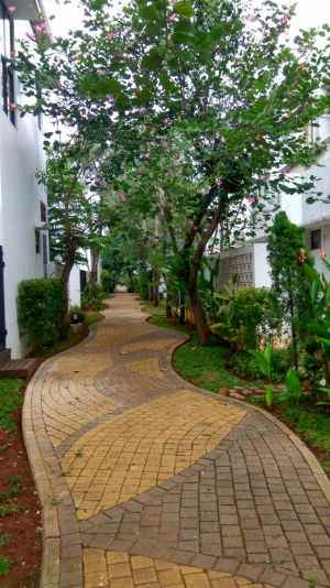 dijual rumah cluster cassia jgc jakarta