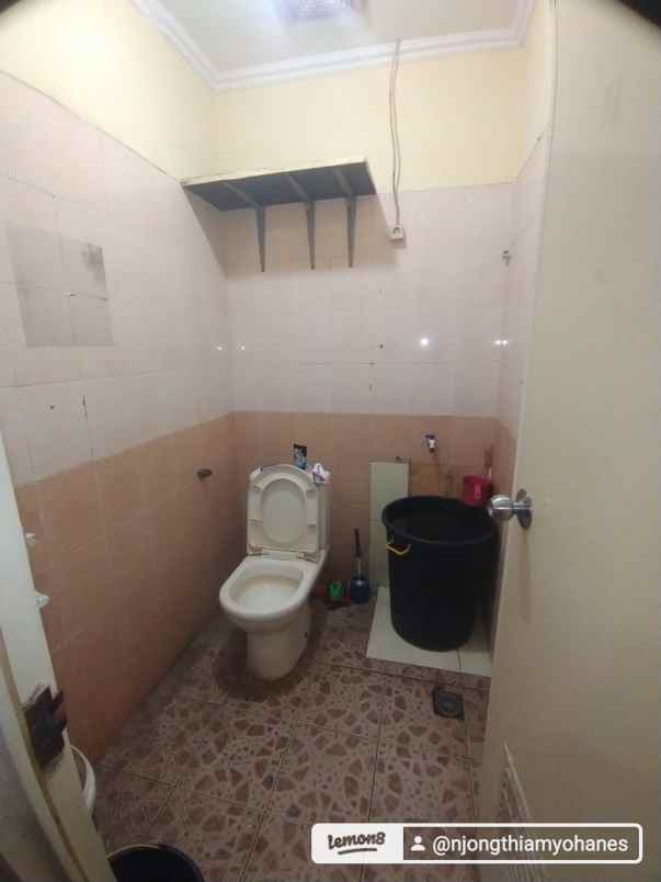dijual rumah cluster cipondoh indah