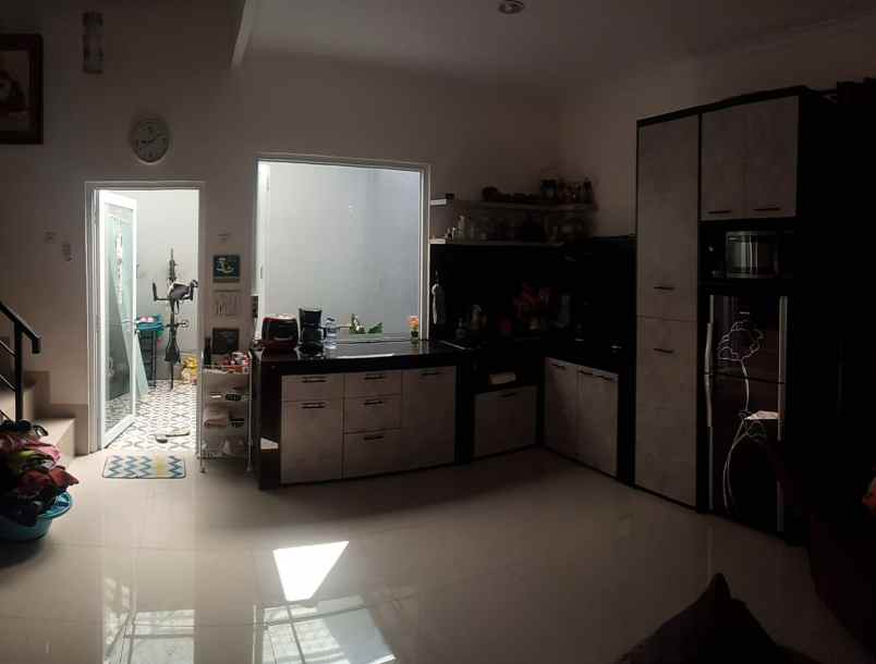 dijual rumah cluster el mansion