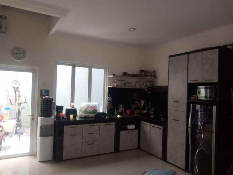 dijual rumah cluster el mansion