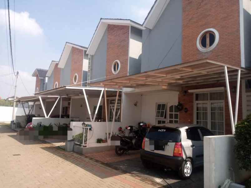 dijual rumah cluster el mansion