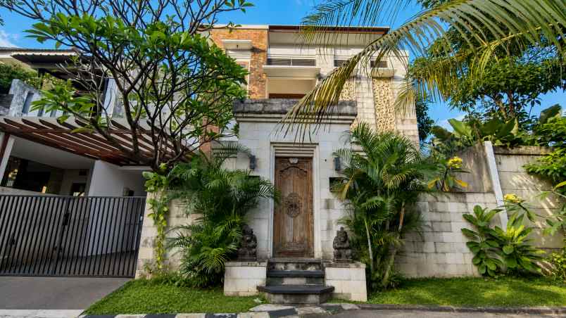 dijual rumah cluster nusa dua citra
