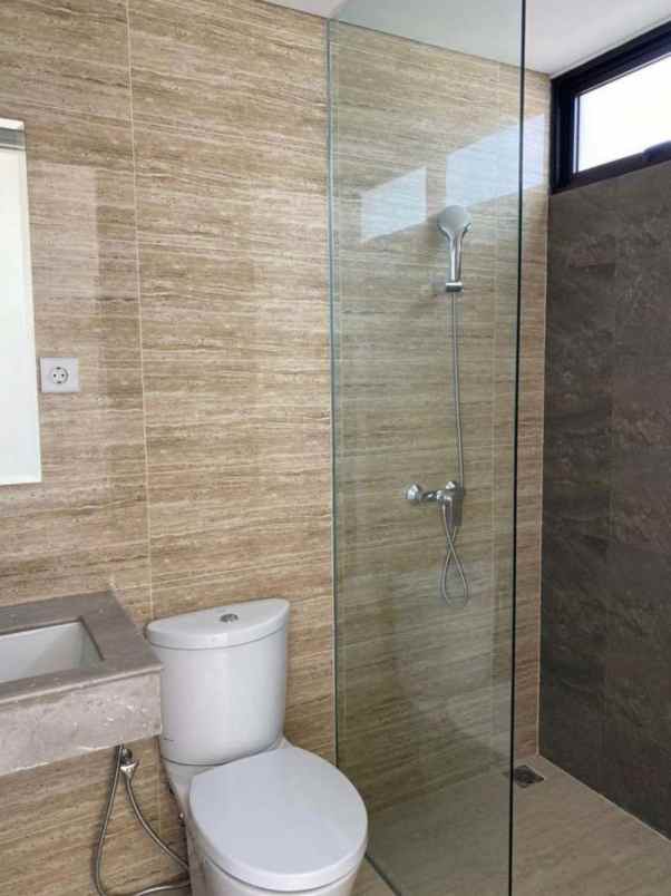 dijual rumah cluster semayang asya jgc