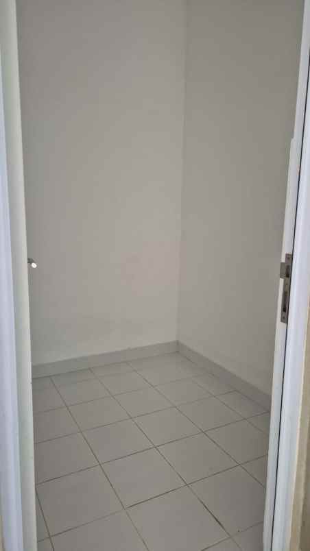 dijual rumah cluster thames jgc