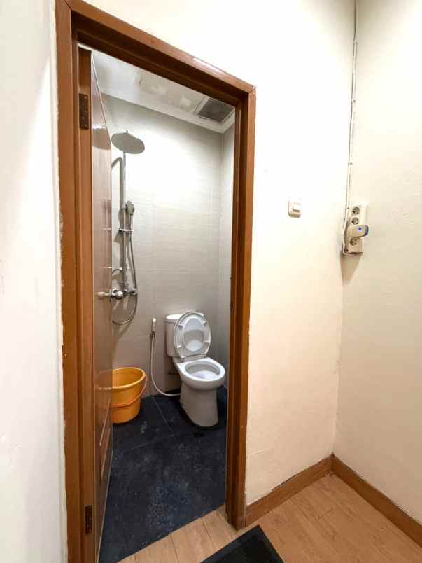 dijual rumah cluster the green