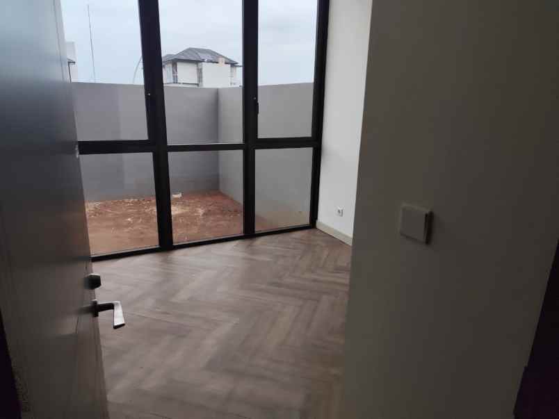 dijual rumah cluster toba lake villas