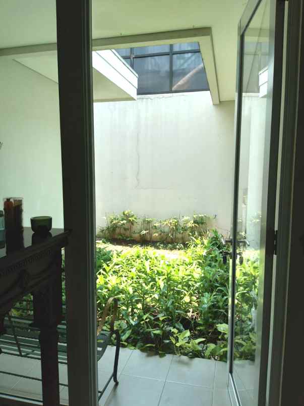dijual rumah cluster vernonia