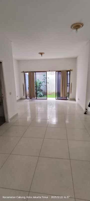 dijual rumah cluster zebrina jgc