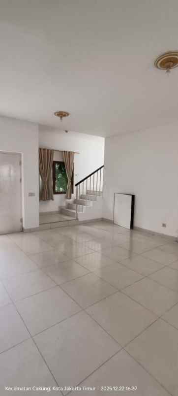 dijual rumah cluster zebrina jgc