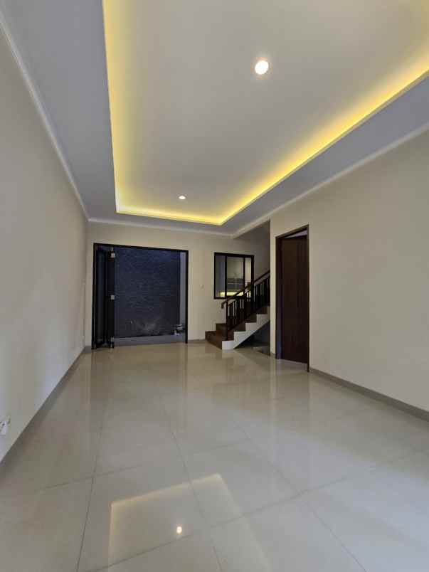 dijual rumah condet jakarta timur