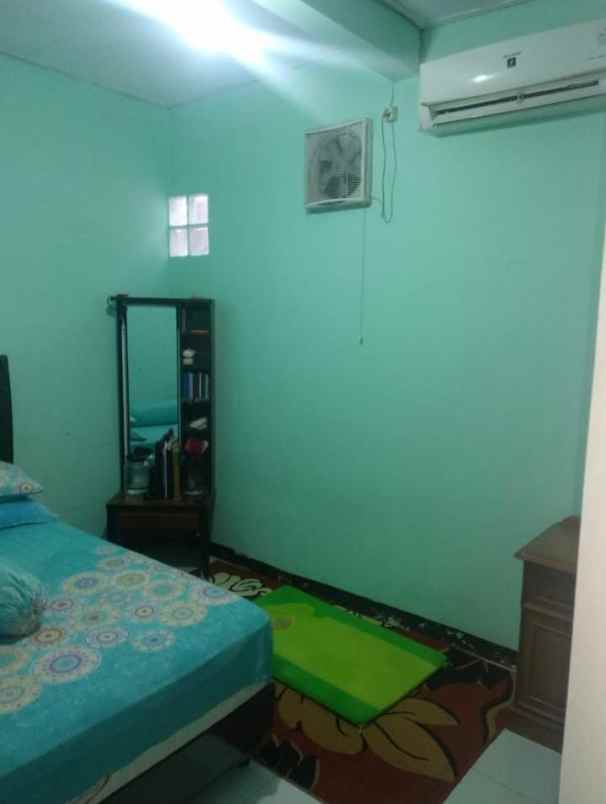 dijual rumah daerah kemanggisan jakarta barat