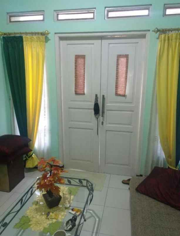 dijual rumah daerah kemanggisan jakarta barat