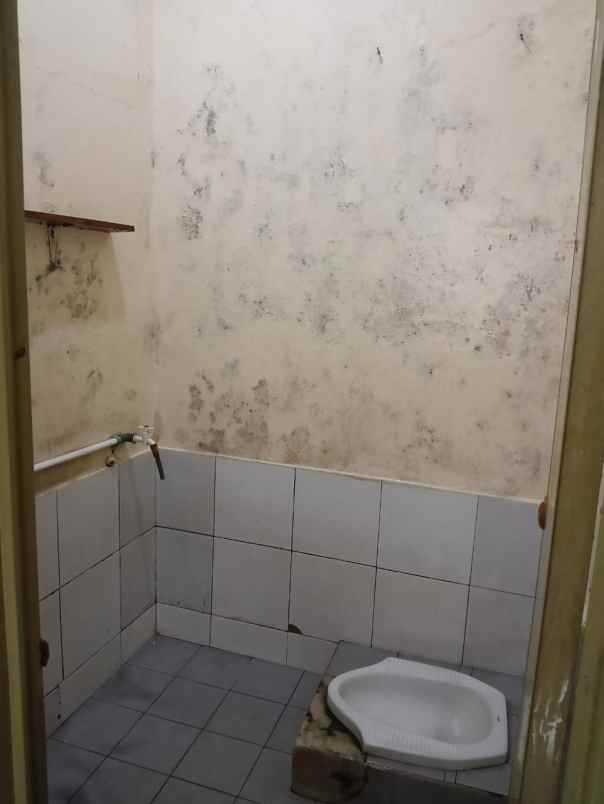 dijual rumah dalam komplek cipageran cimahi utara