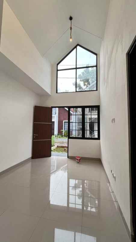 dijual rumah dekat pondok cabe golf