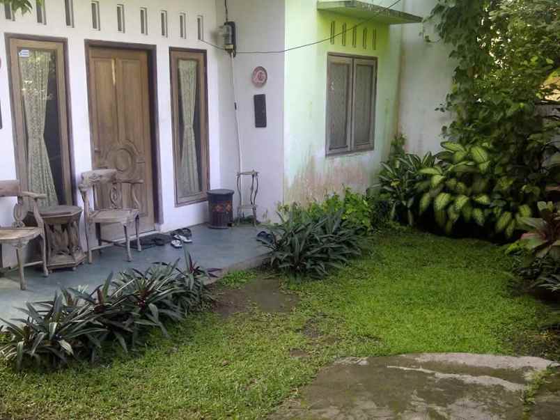 dijual rumah depok