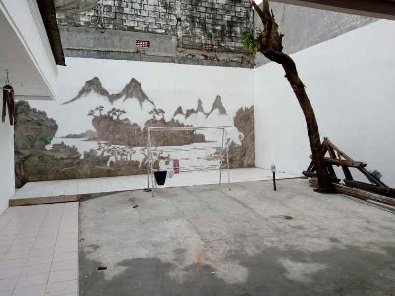 dijual rumah dharmahusada