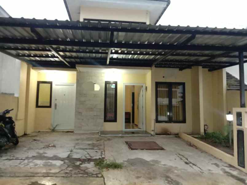 dijual rumah di bukit violan tembalang semarang