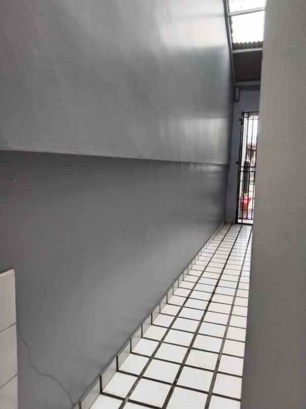 dijual rumah di daerah boulevard hijau