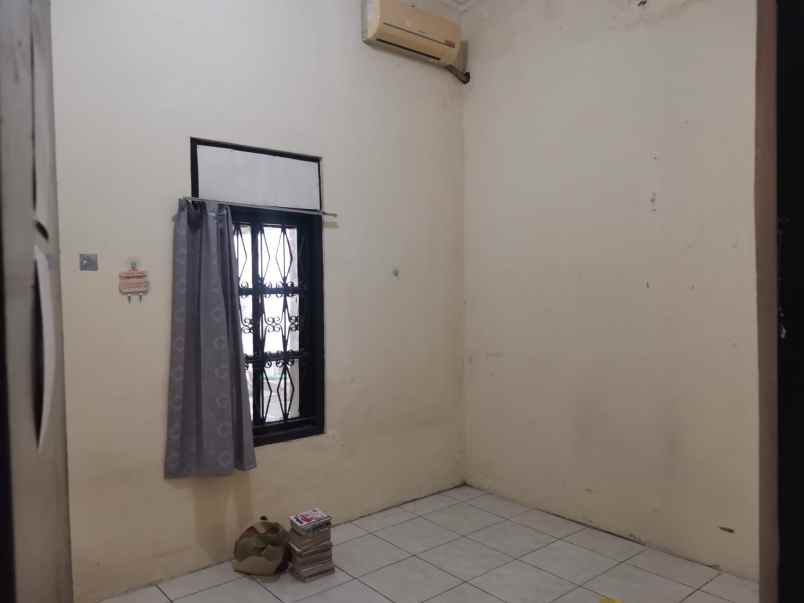 dijual rumah di fajar indah solo