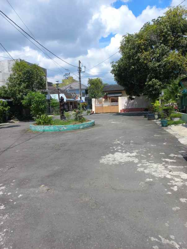 dijual rumah di fajar indah solo