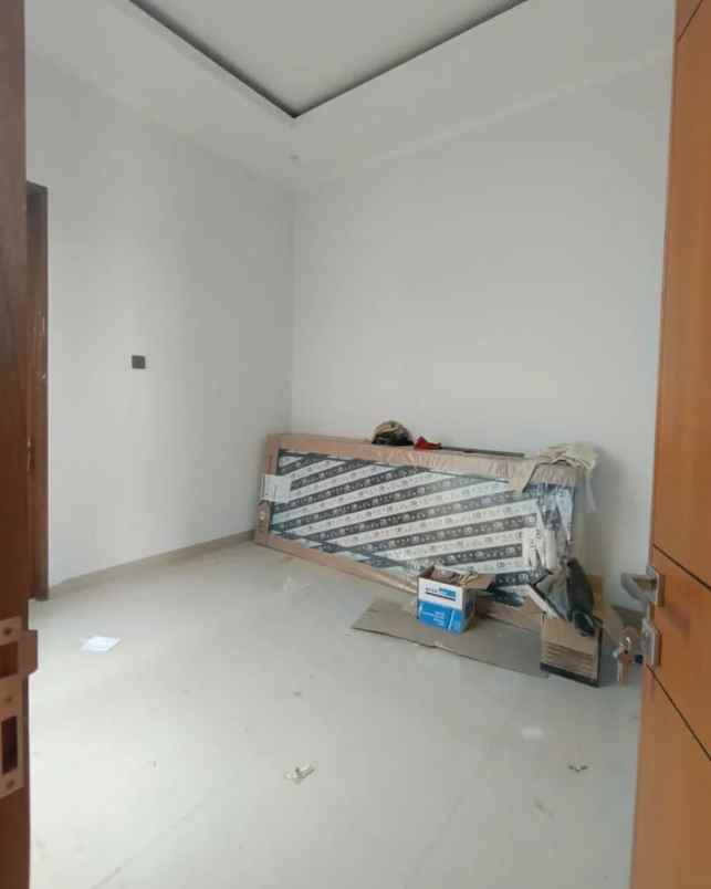 dijual rumah di grand ciheulang residence