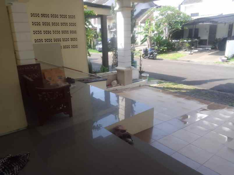 dijual rumah di kota wisata cibubur
