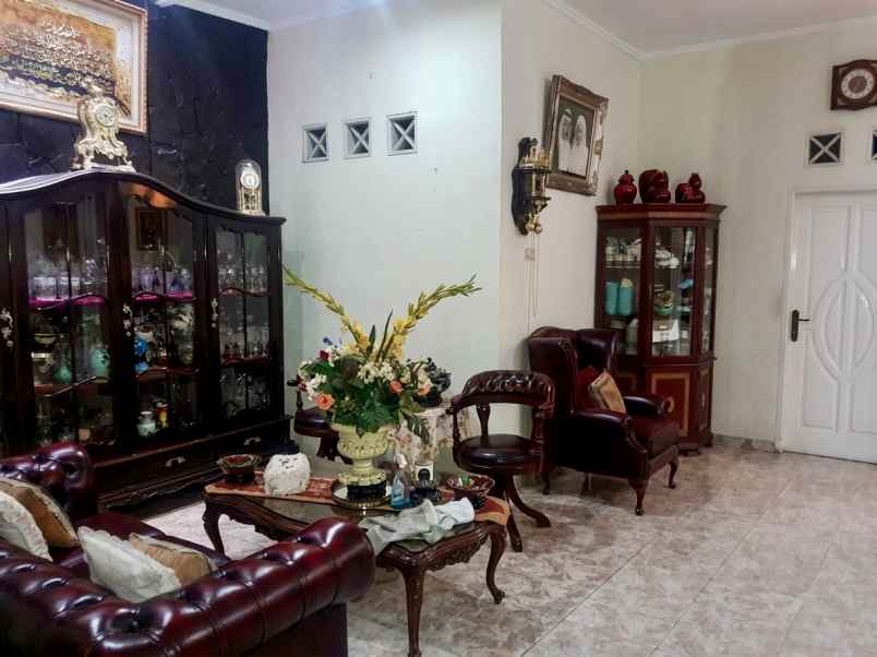 dijual rumah di tebet barat dalam jakarta selatan