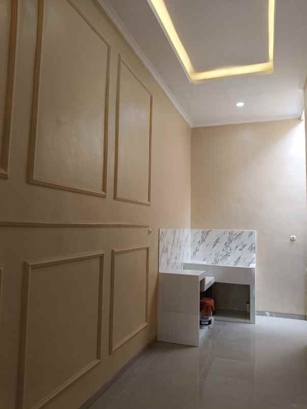 dijual rumah di wonomulyo barat bpd semarang