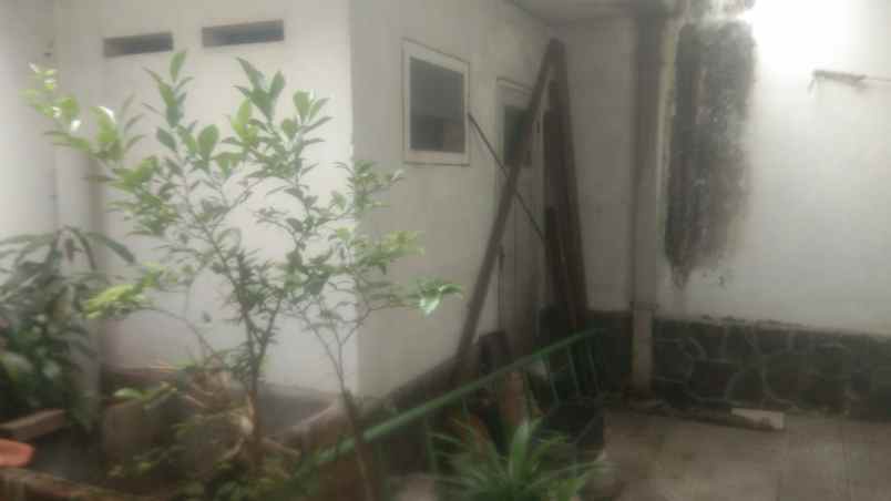 dijual rumah diponegoro