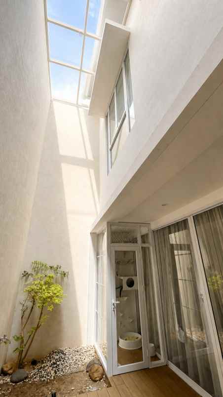 dijual rumah discovery bintaro