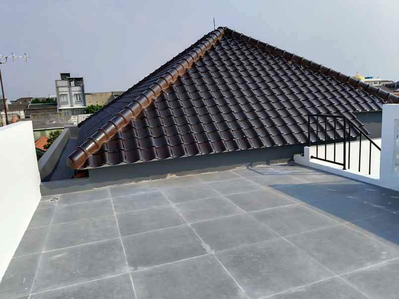 dijual rumah duren sawit