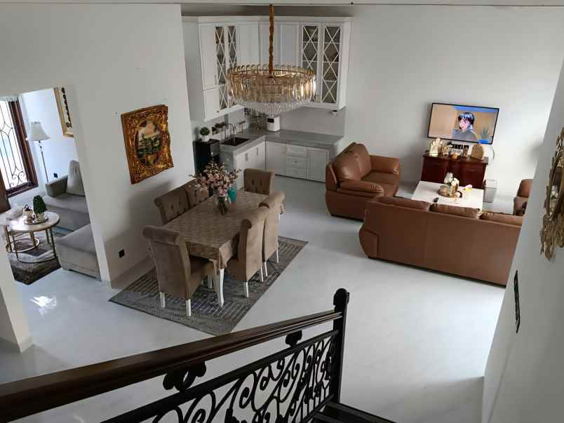 dijual rumah duren sawit