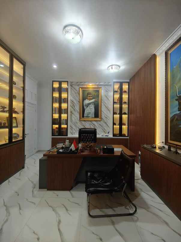 dijual rumah duren sawit