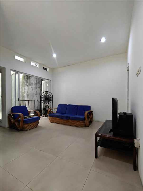 dijual rumah duren sawit jaktim