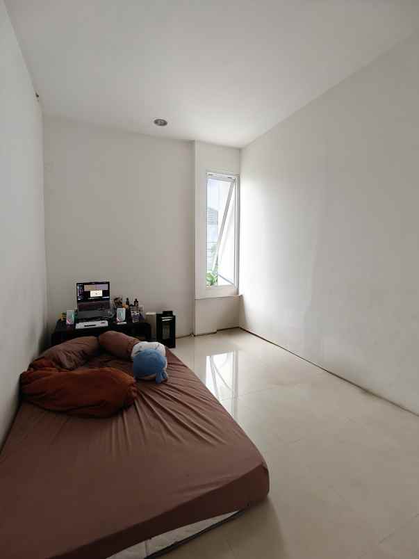 dijual rumah duren sawit jaktim