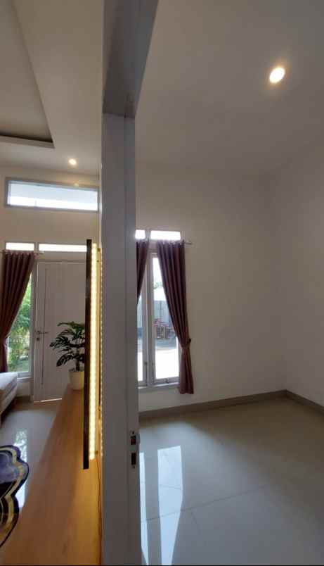 dijual rumah duren seribu bojong sari depok