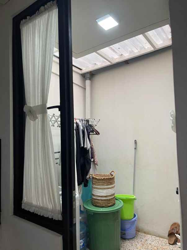 dijual rumah full furnish di citragran cbd cibubur