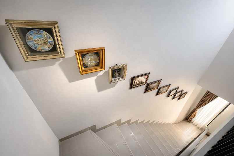 dijual rumah full furnish di citragran cbd cibubur
